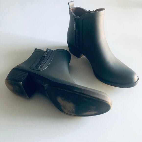 Lucky Brand 'Basel' Women's 8 Rain Boot Gray Ankle Bootie Rubber Outdoor Garden - Picture 9 of 10